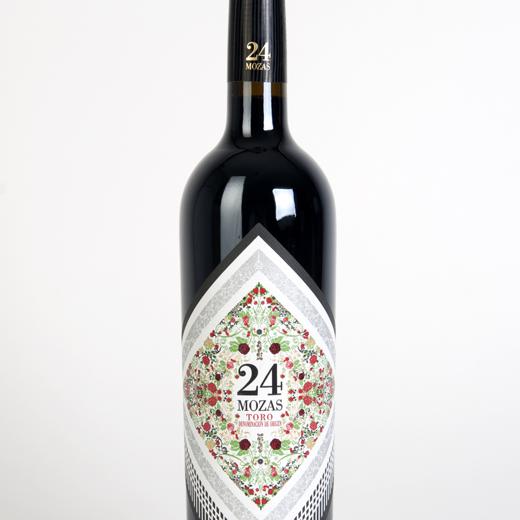 VINO DO TORO 24 MOZAS img2