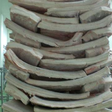 Frozen pork iberico back fat rind on 3cm+///Tocino iberico congelado con corteza 3cm+
