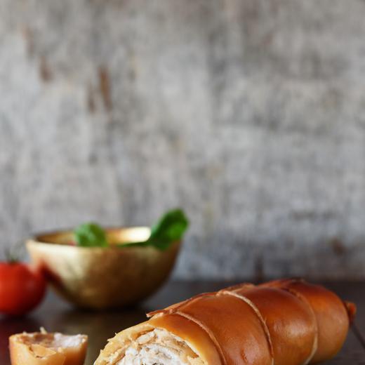 La Quinta pre cooked suckling pig boneless roll img1