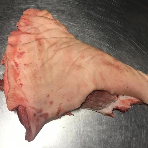 FROZEN PORK JOWL RIND ON POLYBLOCK img1