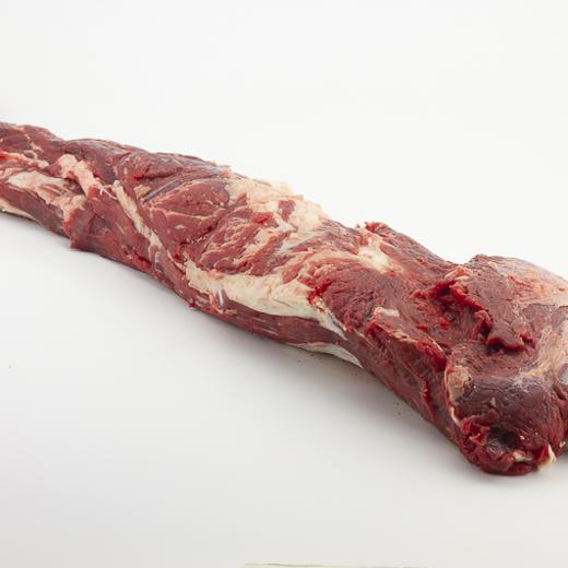 Tenderloin chain on  +2,2 Kg Young Bull