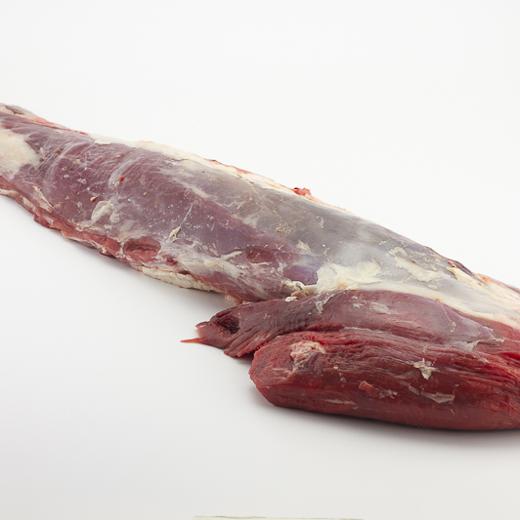 Tenderloin chain on  +2,6 Kg Young Bull