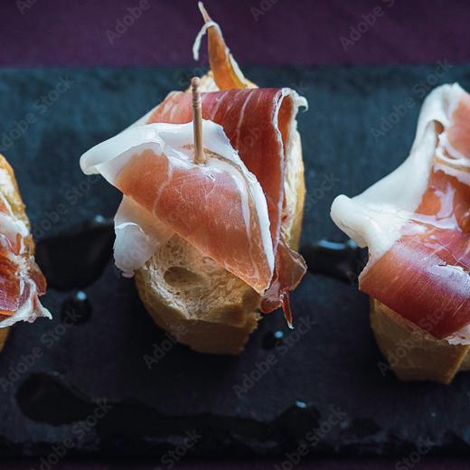 ACORN FED 100% IBERICO HAM BLACK LABEL / PATA NEGRA BLACK PORK img1