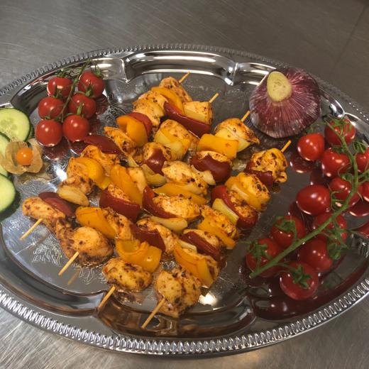 Chicken scewers with Pepper and Onion img1