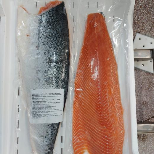 ATLANTIC SALMON FILLETS TRIM D 1-1,4