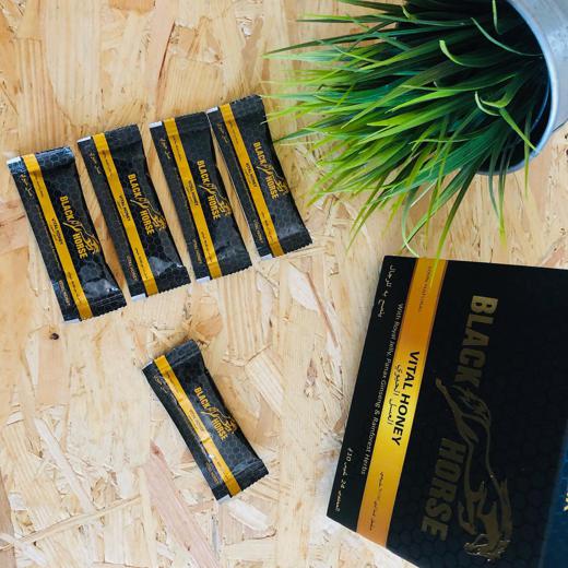 BLACK HORSE VITAL HONEY 10g X 24 Sachets img2